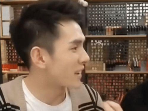 娱乐吃瓜君郭老师